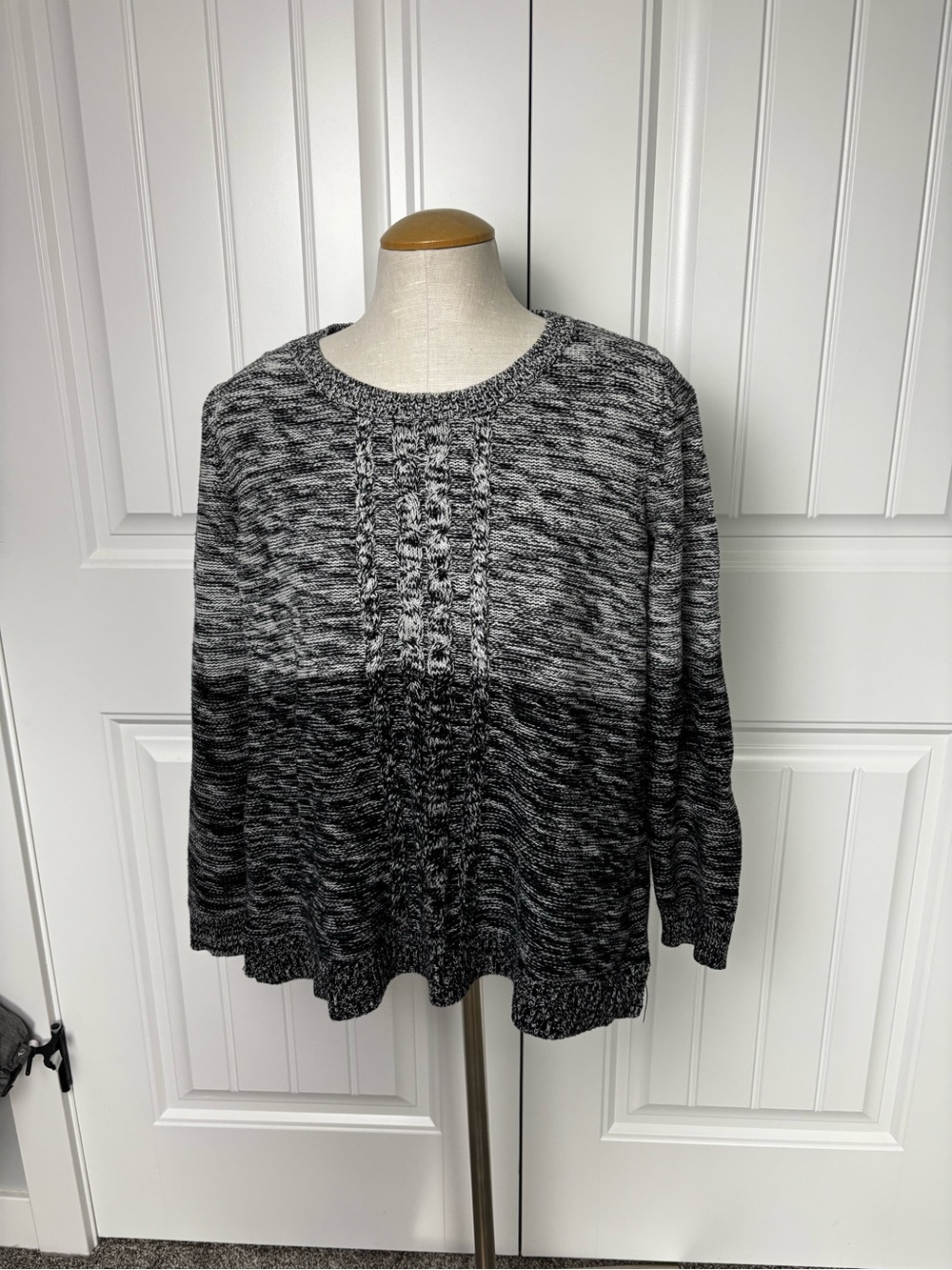 Karen Scott Women’s Gray Ombre Cable Knit Sweater